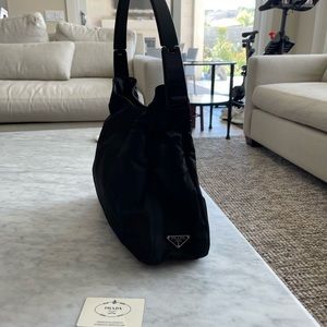 Vintage Prada black nylon Tessuto + Flex medium hobo bag